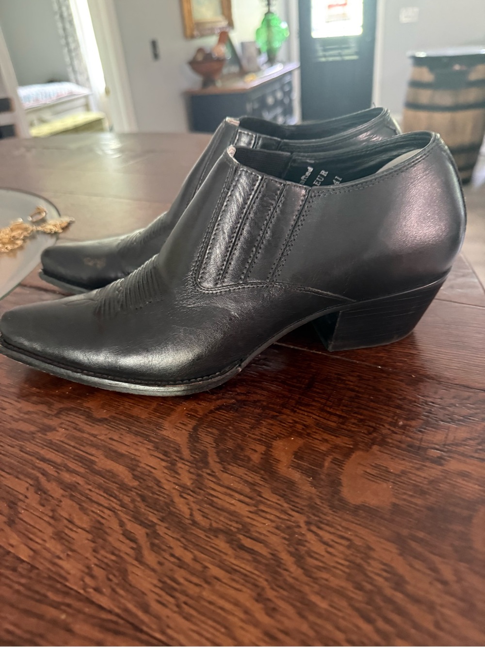 Lychees Charlie Horse Black Leather Western Ankle Boots 10b